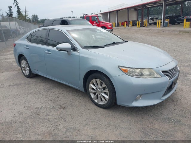 2013 LEXUS ES 