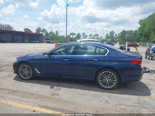 صورة 14 لـ 2018 BMW 540I XDRIVE