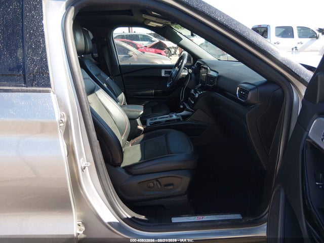 2023 FORD EXPLORER ST-LINE 5