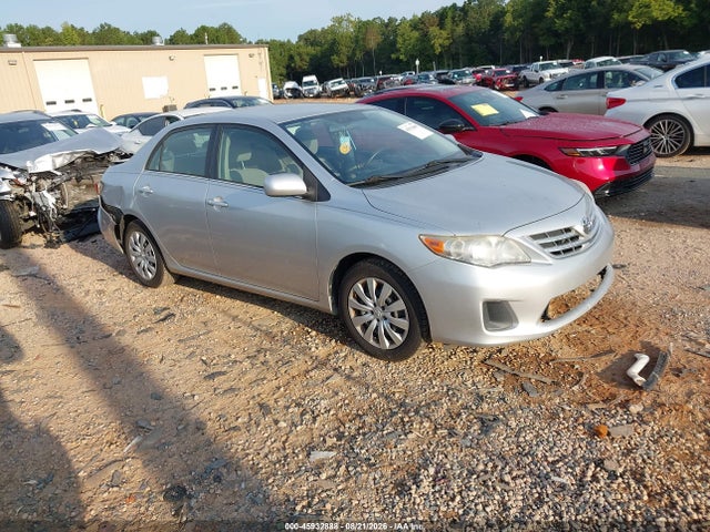 2013 TOYOTA COROLLA LE