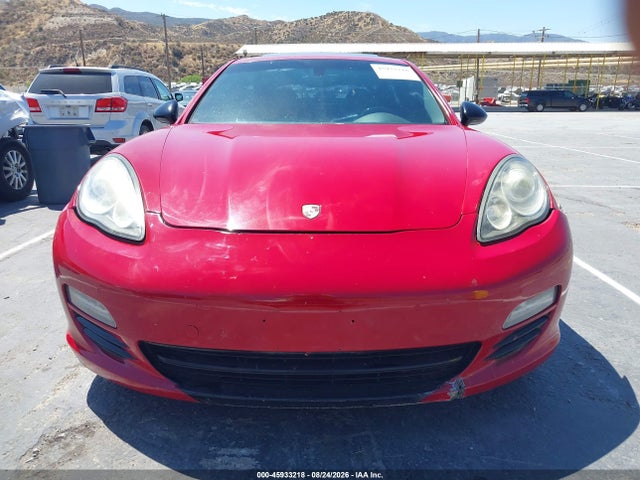 صورة 19 لـ 2011 Porsche PANAMERA 4