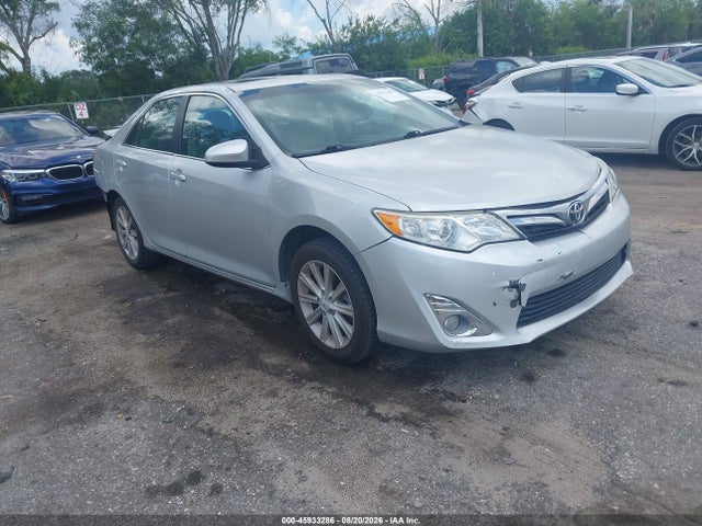 2012 TOYOTA CAMRY XLE