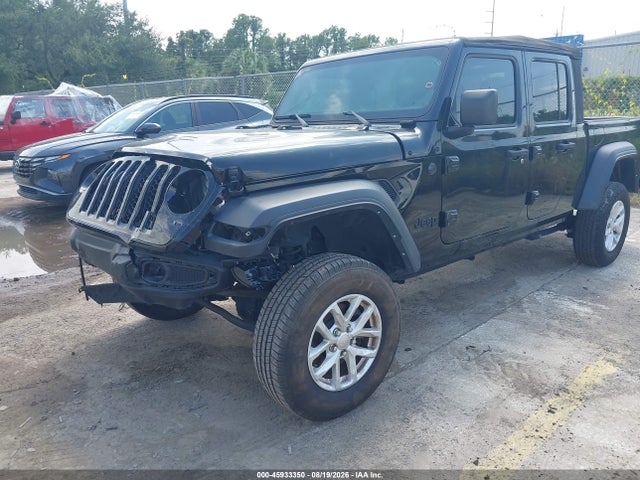 صورة 17 لـ 2023 JEEP GLADIATOR SPORT S 4X4
