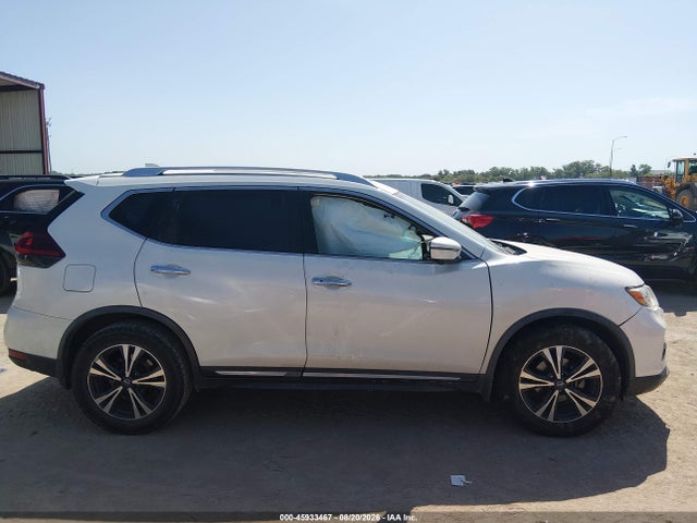 2018 NISSAN ROGUE SL 12
