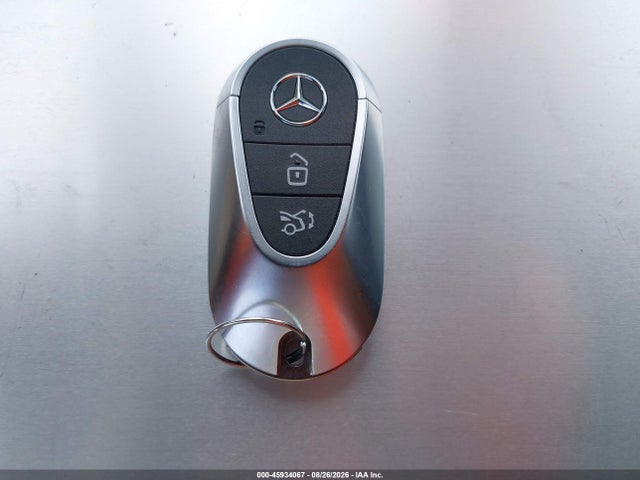 2026 MERCEDES-BENZ GLC 300 11
