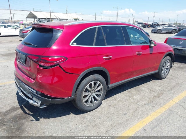 2026 MERCEDES-BENZ GLC 300 4