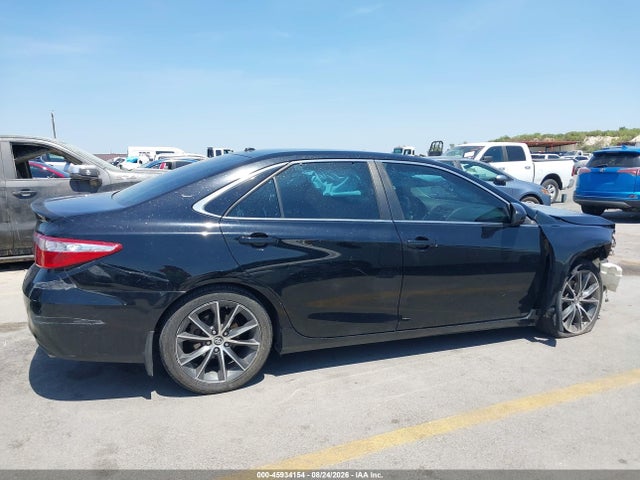 صورة 14 لـ 2015 Toyota CAMRY XSE