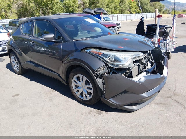 2019 TOYOTA C-HR LE