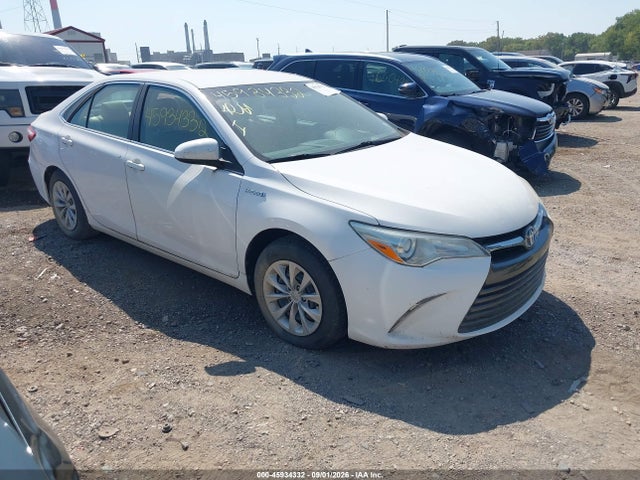 2015 TOYOTA CAMRY LE
