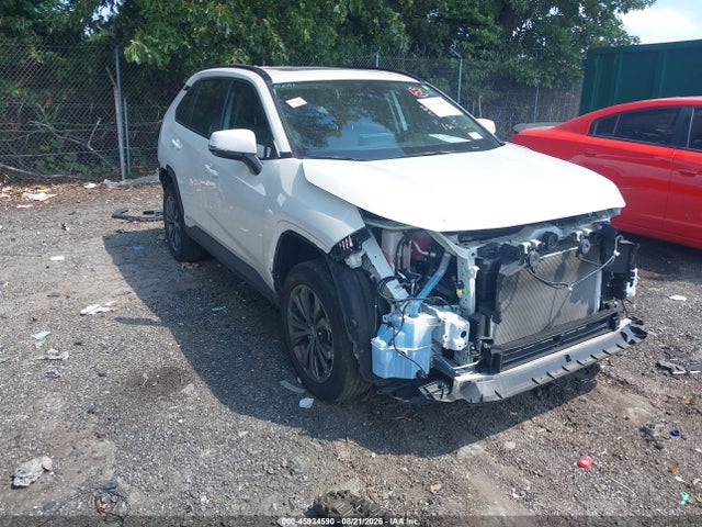 2025 TOYOTA RAV4 HYBRID XLE PREMIUM