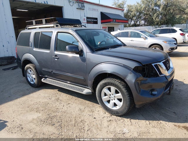 2012 NISSAN PATHFINDE SV