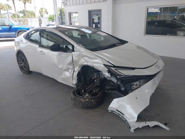 2024 TOYOTA PRIUS XLE