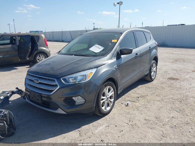 2019 FORD ESCAPE SE 2