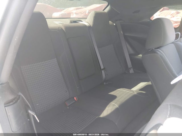 2021 DODGE CHALLENGER SXT 8