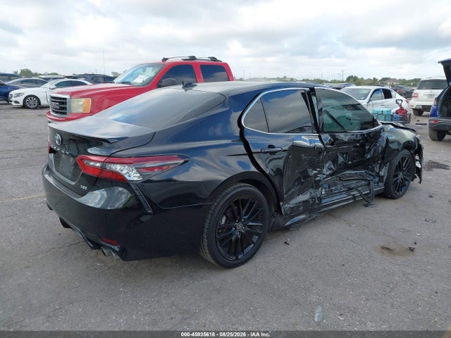 2023 TOYOTA CAMRY XSE 4