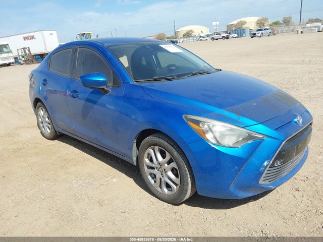 2018 TOYOTA YARIS 