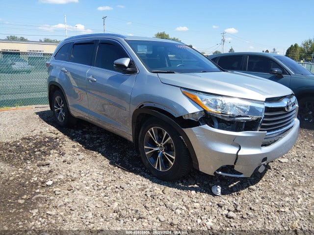 2016 TOYOTA HIGHLANDE XLE V6