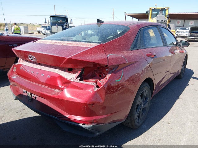 2023 HYUNDAI ELANTRA SEL 4