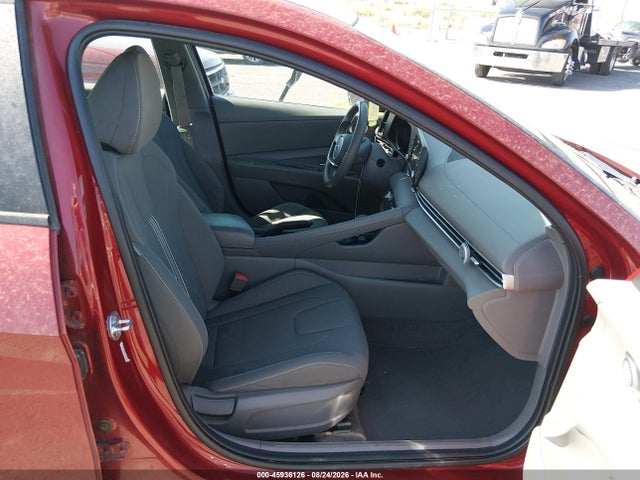 2023 HYUNDAI ELANTRA SEL 5