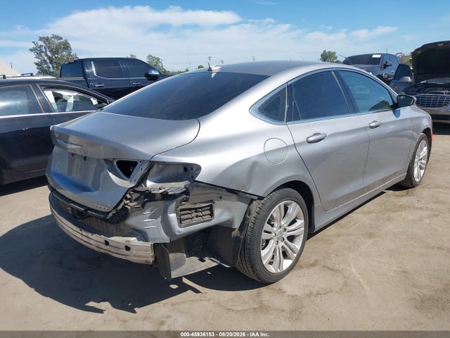 2016 Chrysler 200 LIMITED PLATINUM — фото 4