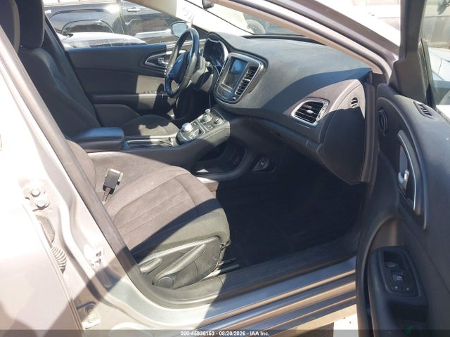 2016 Chrysler 200 LIMITED PLATINUM — фото 5