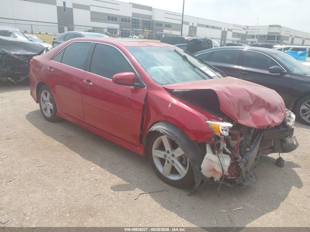 2012 TOYOTA CAMRY SE
