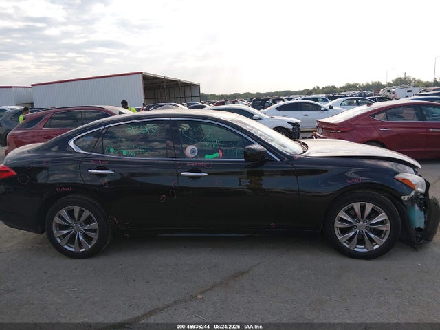 2012 Infiniti M37 photo 13