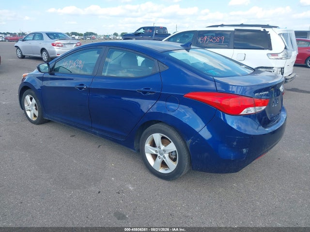 2013 Hyundai ELANTRA GLS — фото 3