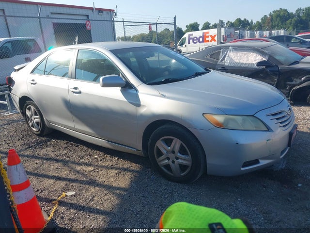 2009 TOYOTA CAMRY LE