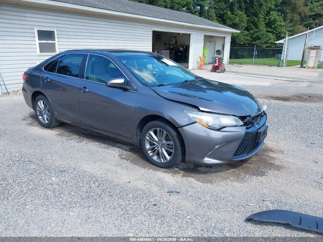 2017 TOYOTA CAMRY SE