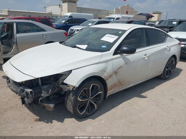 2023 NISSAN ALTIMA SR FWD 2