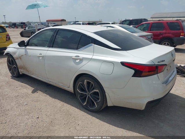 2023 NISSAN ALTIMA SR FWD 3