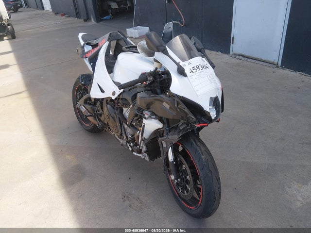 2020 SUZUKI GSX 