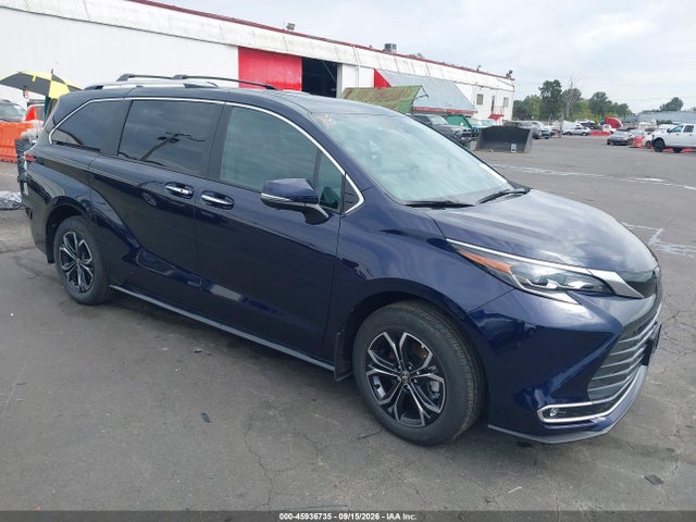 2026 TOYOTA SIENNA PLATINUM