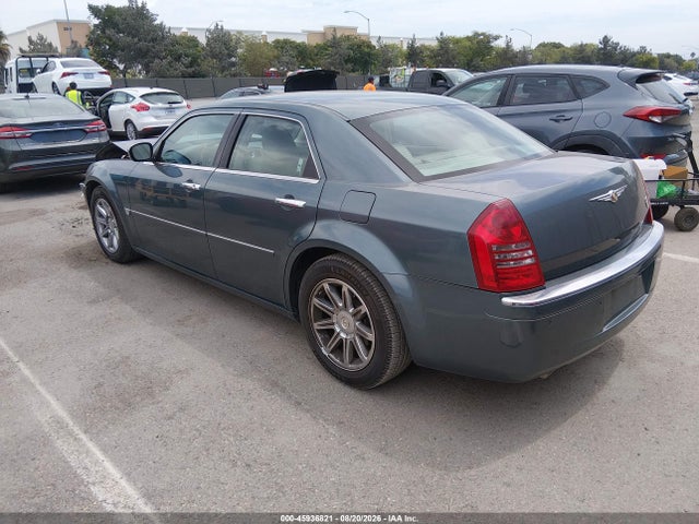 2006 Chrysler 300C — фото 3