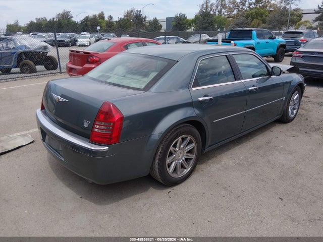 2006 Chrysler 300C — фото 4