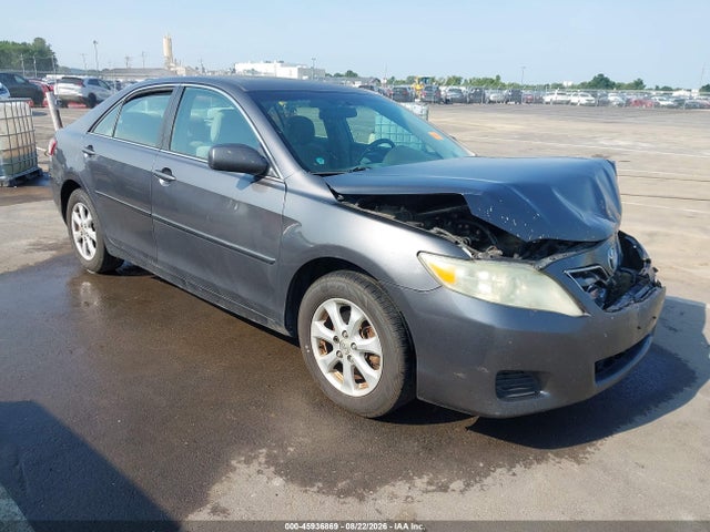 2011 TOYOTA CAMRY LE
