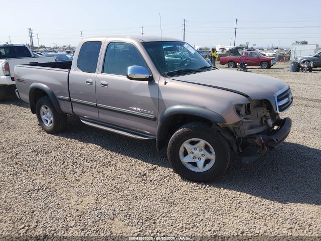 2002 TOYOTA TUNDRA SR5 V8