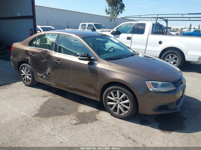 صورة 1 لـ 2014 Volkswagen JETTA 1.8T SE