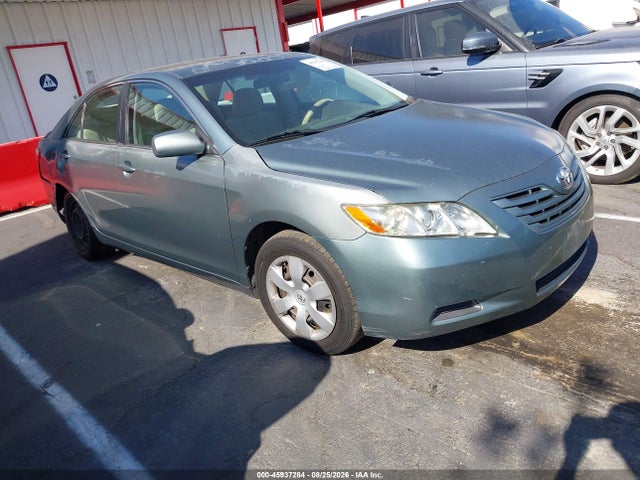 2009 TOYOTA CAMRY LE