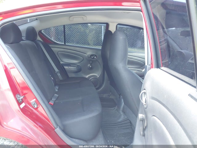 2015 Nissan VERSA 1.6 S+ 照片 8