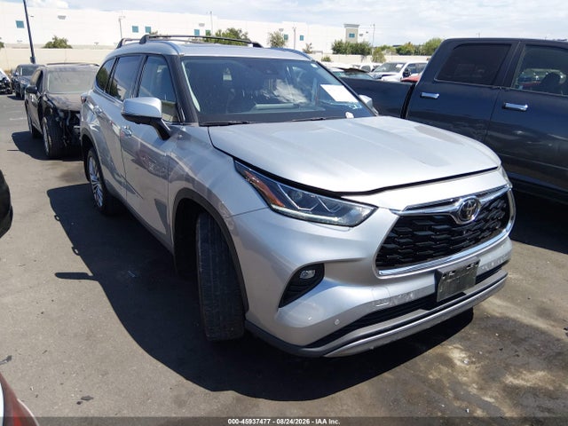 2024 TOYOTA HIGHLANDE PLATINUM