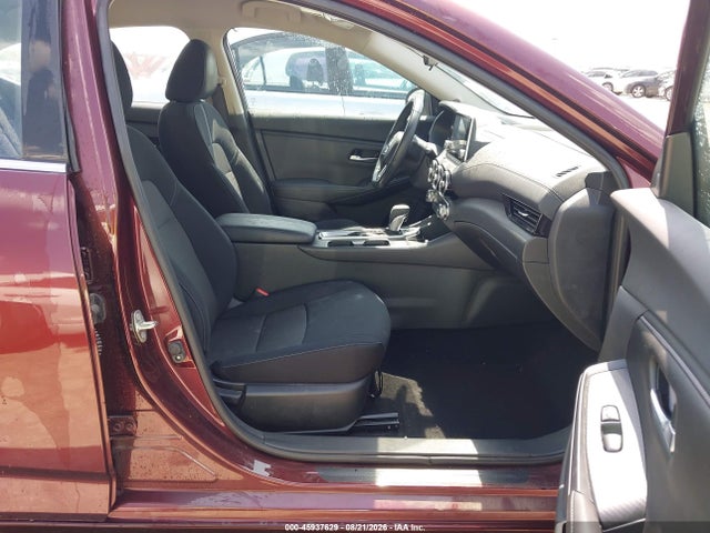 2023 NISSAN SENTRA SV XTRONIC CVT 5