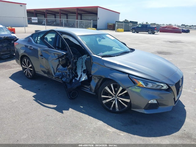2021 NISSAN ALTIMA SR FWD