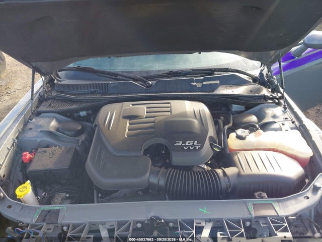 2019 DODGE CHALLENGER SXT 10