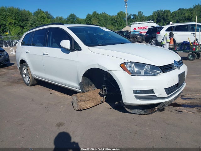 2015 VOLKSWAGEN GOLF TSI SE 4-DOOR
