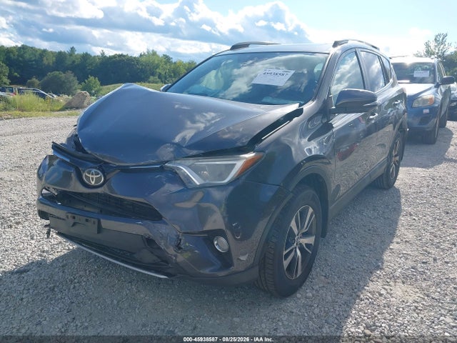 2018 TOYOTA RAV4 XLE 2