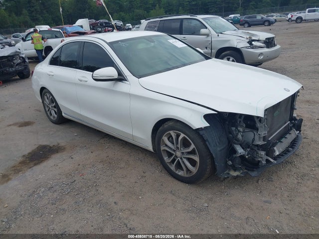 2015 MERCEDES-BENZ C 300 LUXURY/SPORT