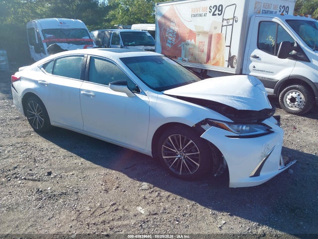2023 Lexus ES 300H