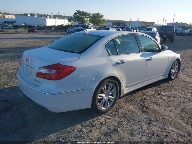 صورة 4 لـ 2012 Hyundai GENESIS 3.8